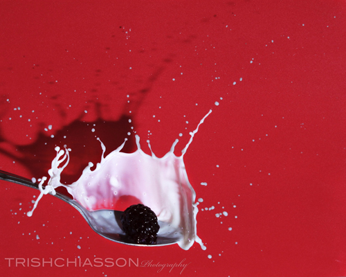 High Speed Photos - Raspberry + milk