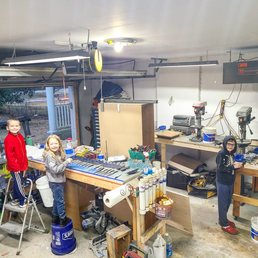 Stroup Knives shop with kids